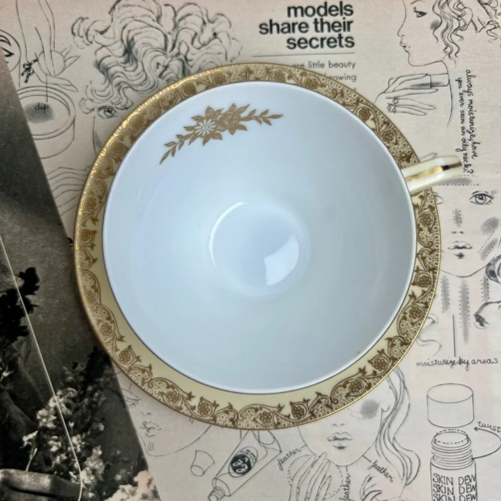 Vintage‎ NORITAKE Mayfield Gold Trimmed Made in Japan 7280 Tea Cup and Saucer